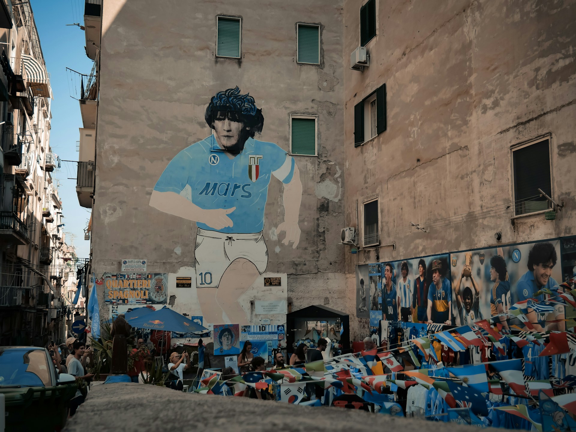 il mito di Maradona a Napoli