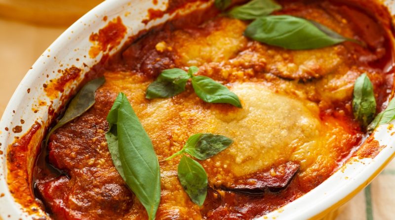 parmigiana di melanzane ristorazione fave ricette del territorio semplici